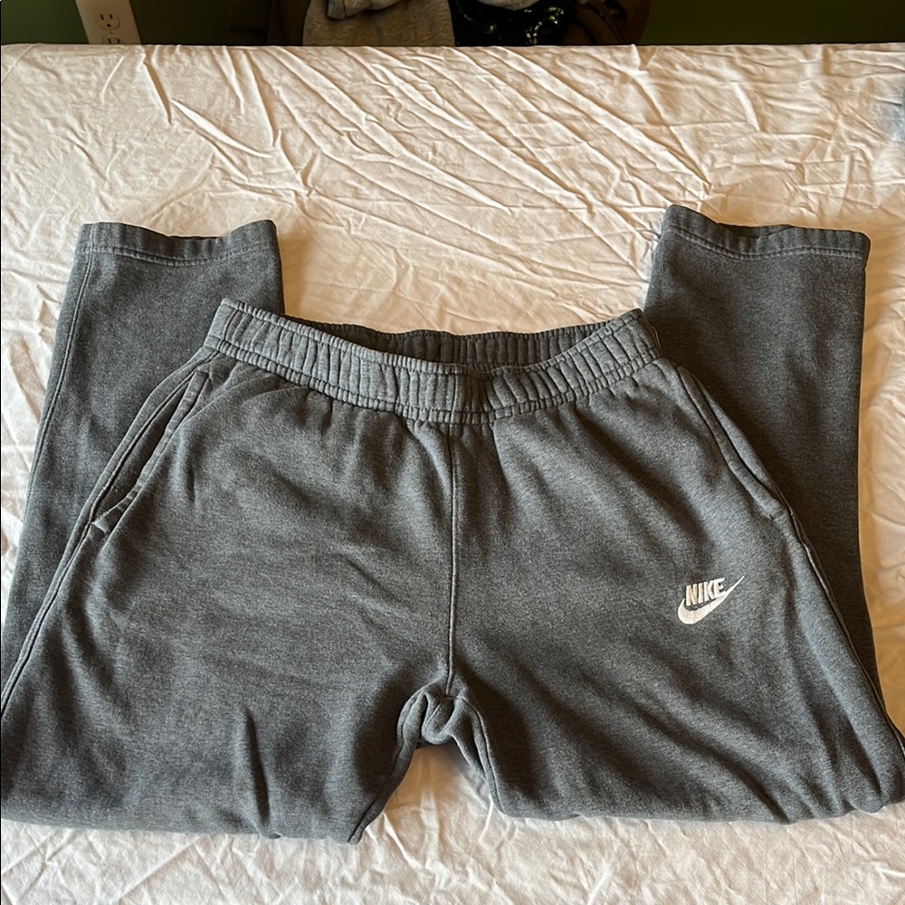 Nike Men’s Grey Straight Leg Sweatpants SZ S